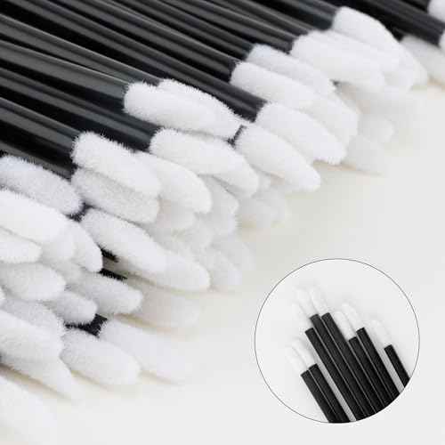 Chanaco 700Pcs Lip Wands Applicators Disposable Black Lip Brushes for Lipstick Lip Gloss Testers Wands Lint Applicator Makeup Beauty Tools for Women