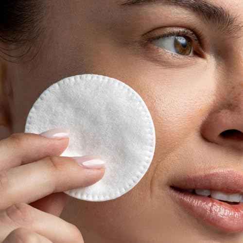 Cliganic Premium Cotton Rounds for Face (200 Count) | Makeup Remover Pads, Hypoallergenic, Lint-Free | 100% Pure Cotton (Packaging May Vary)