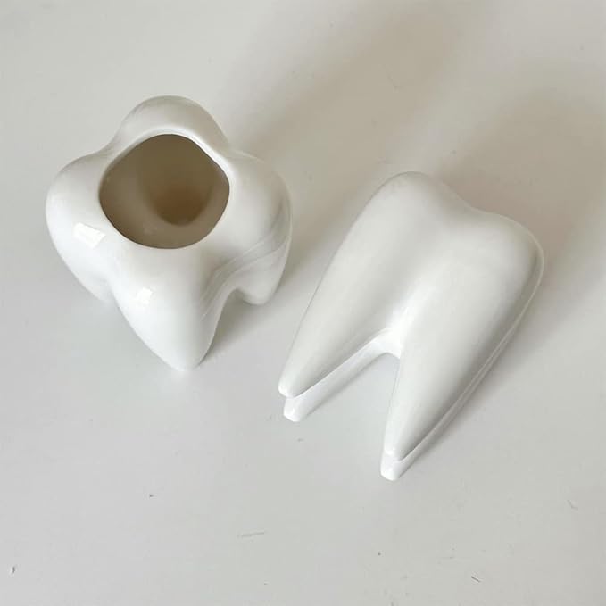 Tooth-Shaped Toothbrush Holder, Ceramic Toothbrush Holder Storage Bucket, Personalized Decoration, Tooth Brush Holder, Creative Birthday Gift, Desktop, Office Desk Decoration (White)