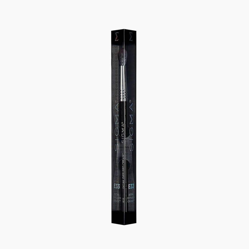 Sigma Beauty E33 Detail Diffused Crease™ Brush