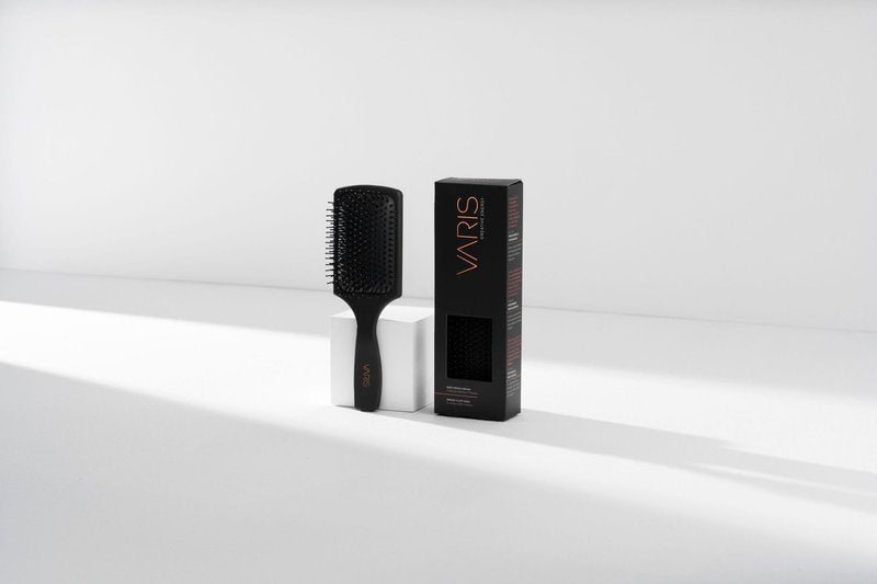 VARIS Paddle Brush
