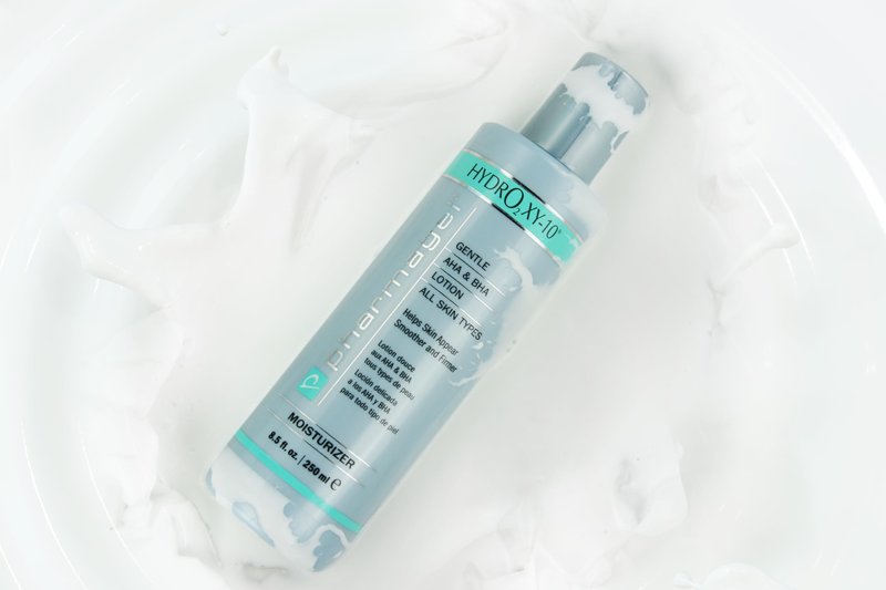 Pharmagel Hydro2 Xy 10 Lifting and Firming Concentrate Moisturizer | AHA and BHA Facial and Body Lotion | Rapid Absorption with Stabilized Oxygen - 8.5 fl. oz.
