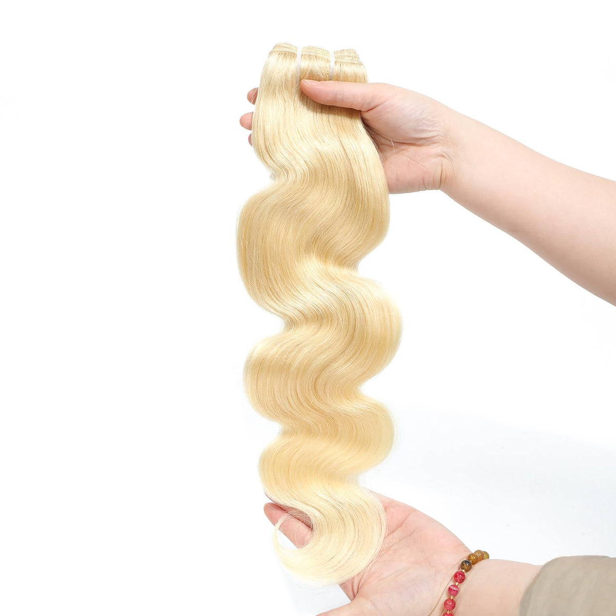 613 Bundles Blonde Human Hair Single Bundle 14 inch 1 Bundle Body Wave 100% Unprocessed 12A Brazilian Virgin 613 Human Hair Bundles 100g One Bundle Tangle-free Wavy Weave