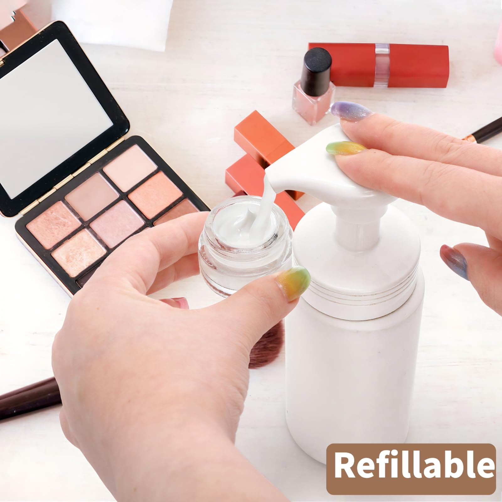 Coloch 90 Pack 5ml Glass Sample Containers with Black Lid, Mini Glass Cosmetics Jars with Inner Liner Bulk Refillable Tiny Glass Jars for Cosmetics, Lotion, Cream, Samples, Wax, Skincare, Travelling