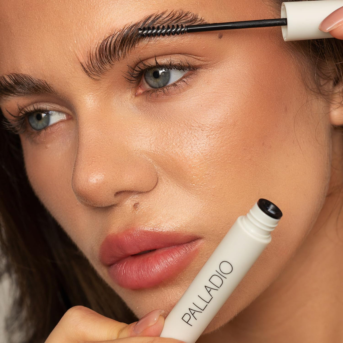 Palladio Brow Laminating Gel Strong Hold Eyebrow Glue for Lamination, Sculpted Brows All Day Wear Flake-Free Hold, Non-Sticky, Nourishing Castor Oil & Aloe, Vegan, Cruelty-Free Brow Styler Gel, Clear
