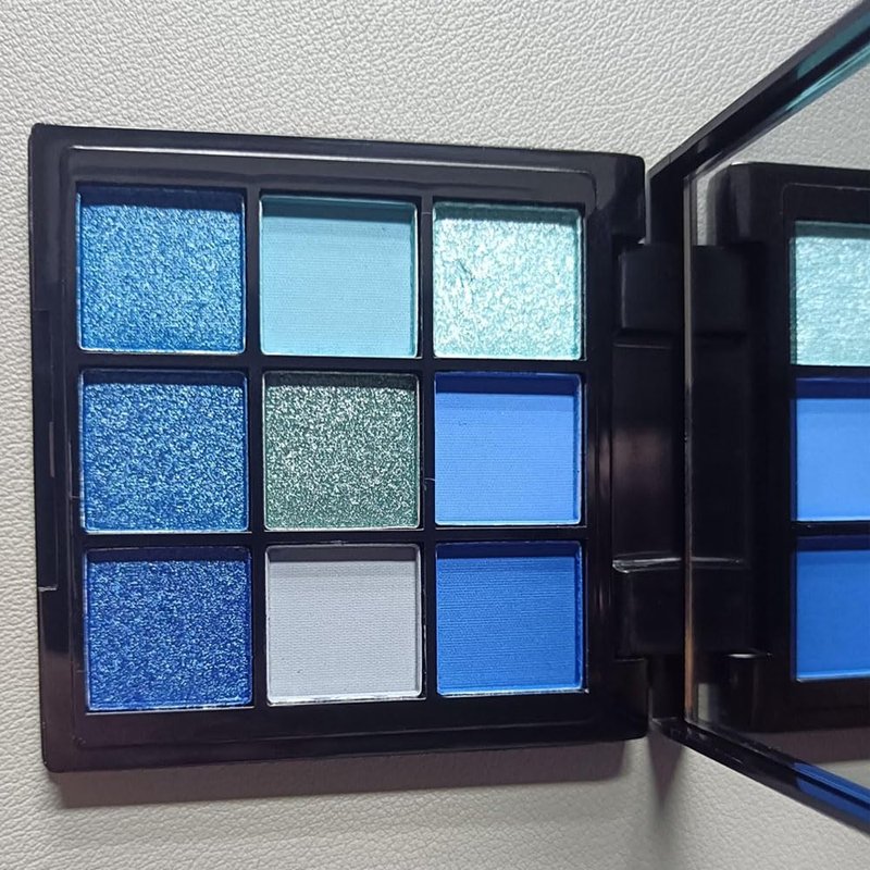 WanTuoluo 9 Colors Blue Smoky Matte Shimmer Eyeshadow Palette with Mirror for Eye Makeup,High Pigmented Eye Shadow Primers Powder Palet de sombras de ojos