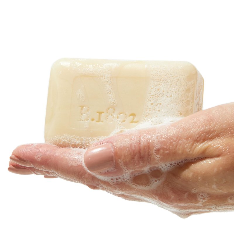 Beekman 1802 Glacial Mint & Eucalyptus 3-Pack Palm-Sized Bar Soap Set - Scented - 3.5 oz - Cleanses, Nourishes & Hydrates - Certified Microbiome Friendly - No Irritation - Good for Sensitive Skin
