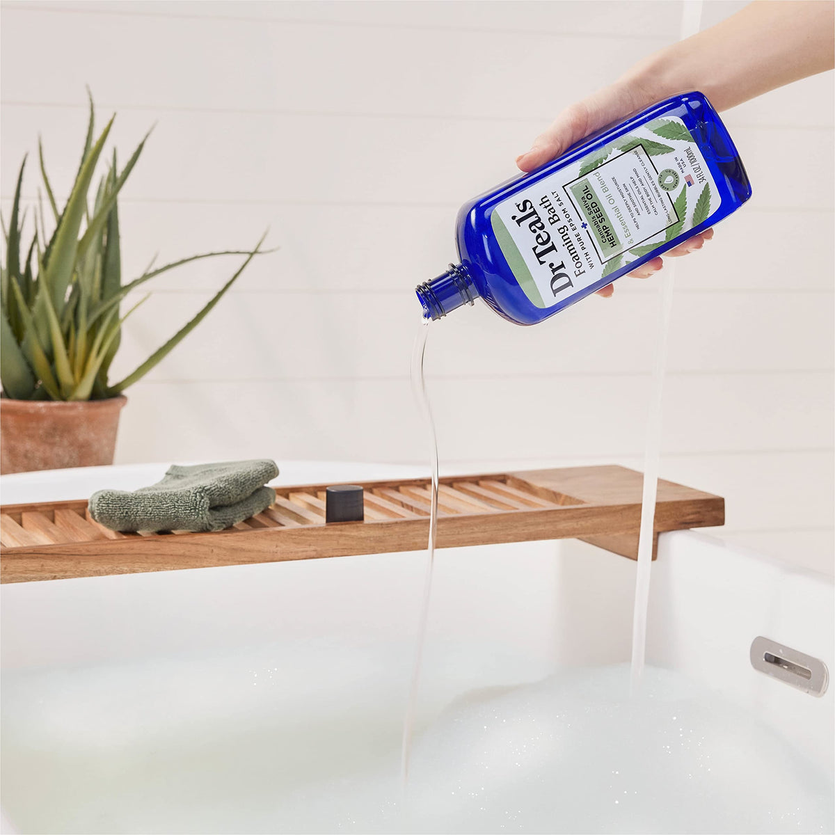 Dr Teal's Foaming Bath with Pure Epsom Salt, Cannabis Sativa Hemp Seed Oil, 34 fl oz (Pack of 4)