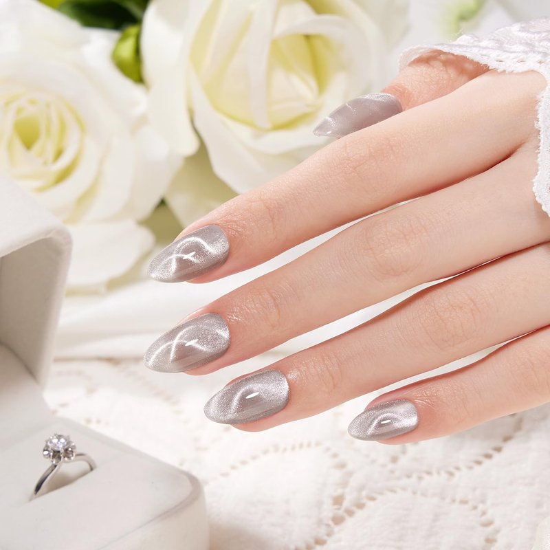 VSALON Press On Nails Short Almond- Cat Eye Silver Shimmer Nails Kit