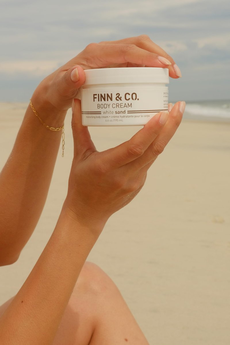 FINN & CO. White Sand Body Cream - Hydrating Moisturizer with Shea Butter, Vitamins A, C & E - Smoothes & Nourishes Skin - Paraben Free, Cruelty Free, Beach Inspired Scent | 6.6 oz