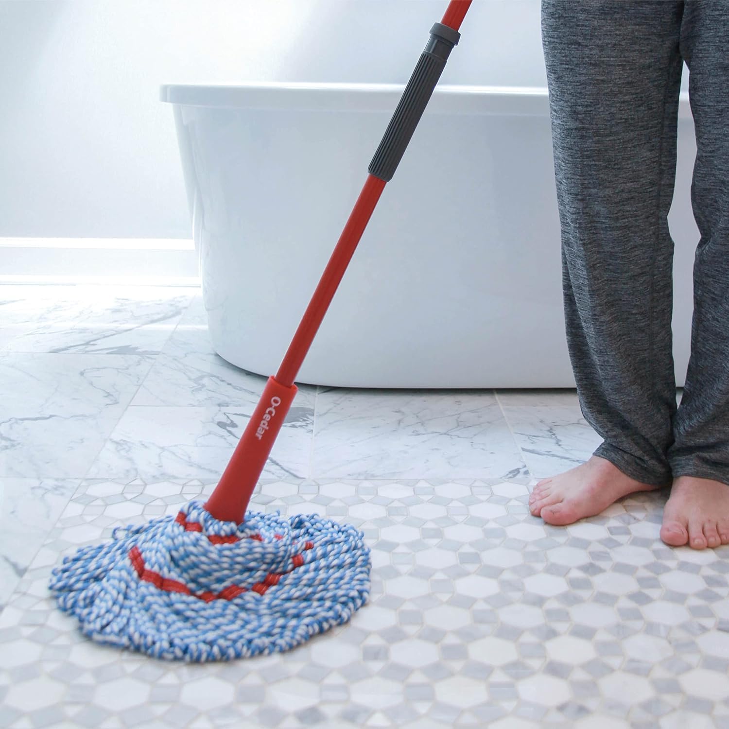 O-Cedar MicroTwist MAX Microfiber Mop with 2 MicroTwist MAX Refills and Lavender Floor Cleaning PACS (Variety Pack)
