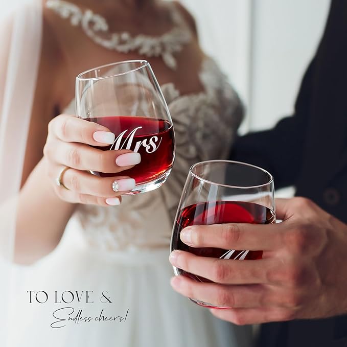AW BRIDAL Wedding Gifts for Couples 2026, Mr and Mrs Wine Glasses with Decanter Set for Anniversary, Engagement Gift for Newly Engaged Couple, Bridal Shower Gift for Bride to Be