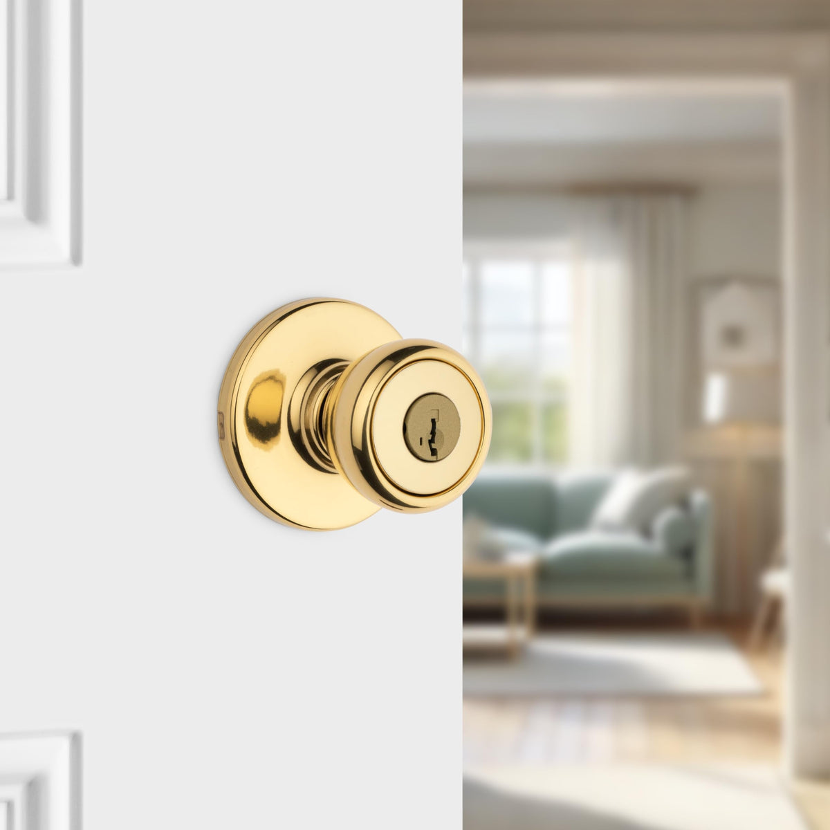 Kwikset Tylo Entry Door Knob with Lock and Key, Secure Keyed Handle Exterior, Front Entrance and Bedroom, Polished Brass, Pick Resistant SmartKey Rekey Security