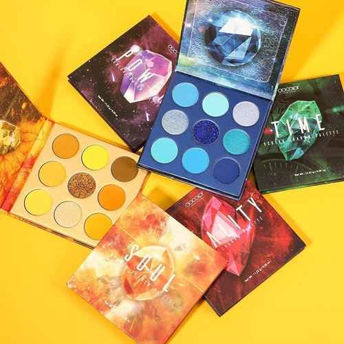 Docolor 17Pcs Colourful Makeup Brushes Set + 54Colors Gemstone Eeyshadow Palette Ultra Pigmented Matte Shimmer Metallic Natural Blendable Cream Powder Long Lasting Waterproof Make Up Eye Shadow