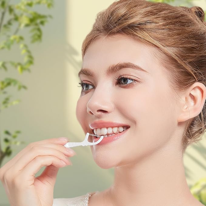 Portable Dental Floss Dispenser with Dual-Line Floss Picks – Travel-Friendly Tooth Cleaning Tool with Mint Flavor for Fresh Breath – Effective Oral Care Holder for Teeth, Flossers, and Toothpicks.