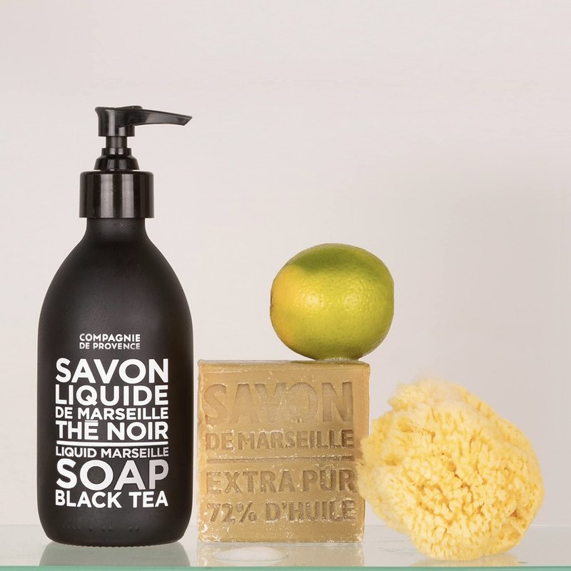Compagnie de Provence Savon de Marseille Extra Pure Liquid Soap - Black Tea - 16.7 Fl Oz Glass Pump Bottle
