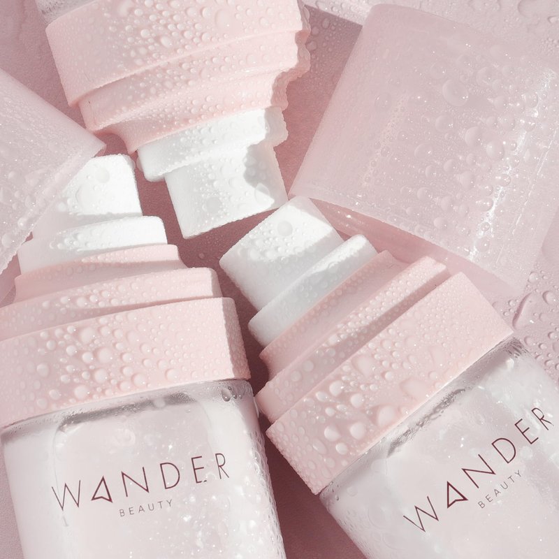 Wander Beauty Mist Connection Essence and Toner - 8-in-1 pH Balancing & Hydrating Facial Mist - Glowy Skin Care with Niacinamide, Hyaluronic Acid, Evening Primrose & Avocado - Alcohol-Free - 2.7 fl oz