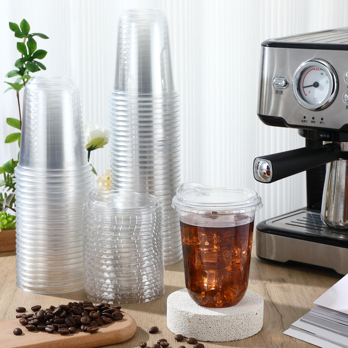 Baderke 300 Pcs Clear Plastic Cups with Strawless Sip Lids Disposable Round Bottom Togo Cups for Coffee Smoothie Cold Beverage Coffee Shops and Party Catering (16 oz)