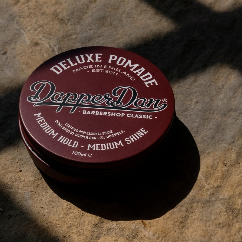 Deluxe Pomade By Dapper Dan, Medium Hold Medium Shine, No Greasiness Or Flakiness, Citrus & Vanilla Fragrance 100ml