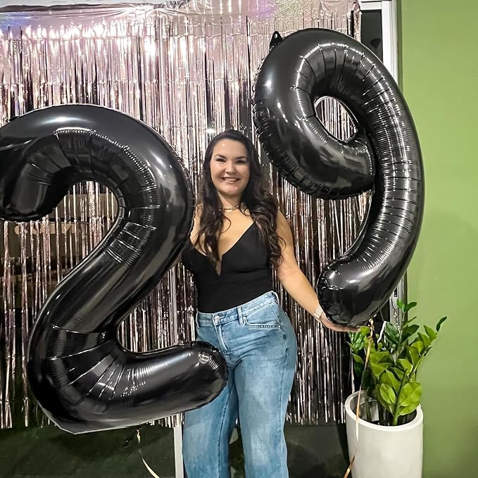 17 Balloon Number, Black Number 17th Birthday Balloons 40 Inch, Sweet 17 Years Old Black Birthday Decorations for Boys Girls, 17th Anniversary Decorations