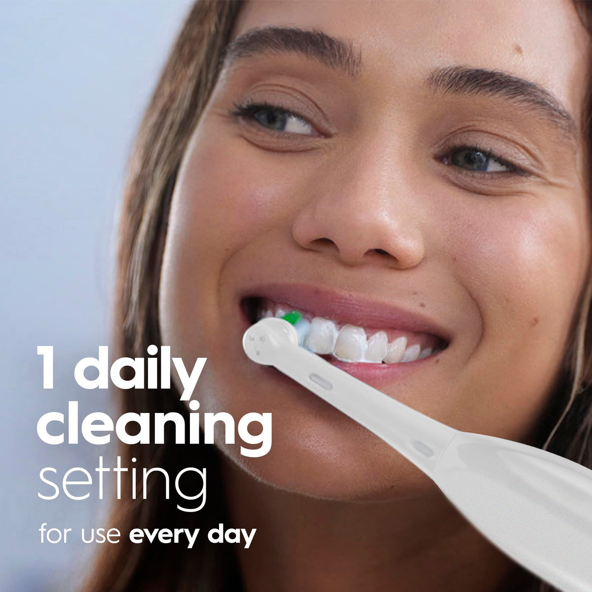 Oral-B Pro 100 3D White, Battery Toothbrush, White
