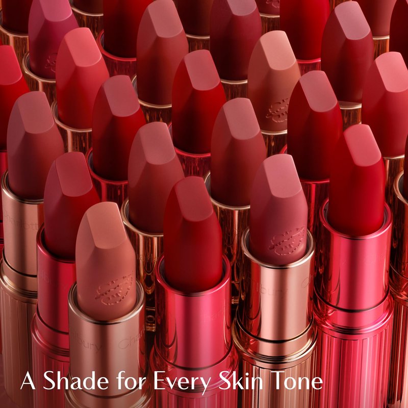 Charlotte Tilbury Matte Revolution Lipstick - Long Lasting, Matte Lipstick, Giftable Beauty Essential with Buildable Color & Lip-Loving Ingredients - Creamy, Easy to Blend Formula - Cinematic Red