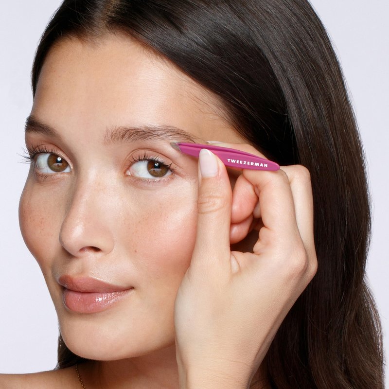 Tweezerman Brow & Lash Set - Compact Mirror, Mini Slant Tweezer and Lash Curler for All Eye Shapes