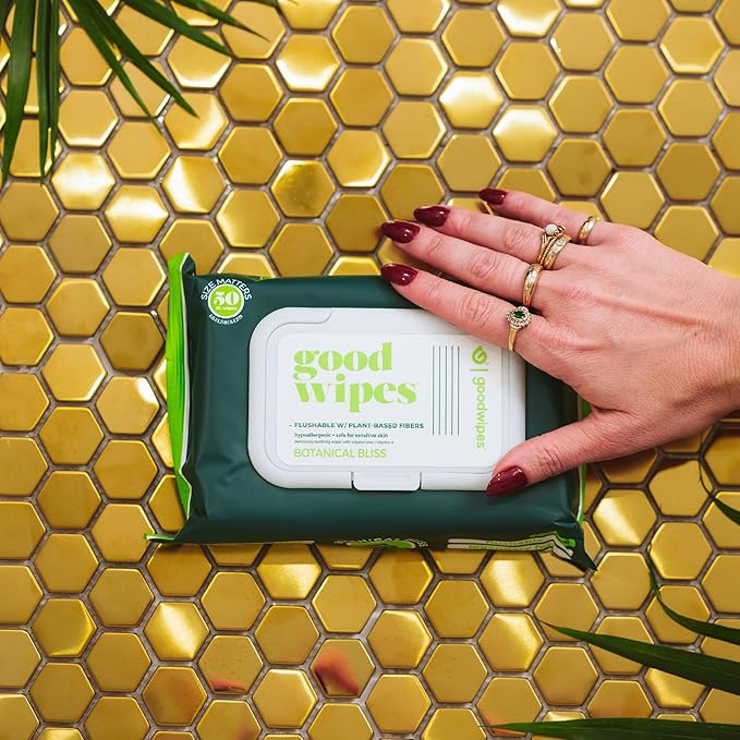 goodwipes Flushable Butt Wipes - Vitamin E & Aloe - Sewer & Septic Safe - Extra Large Adult Wet Wipes For Women & Men - Bathroom Essentials - Botanical Bliss, 318 Count (6 Packs + 1 Travel)