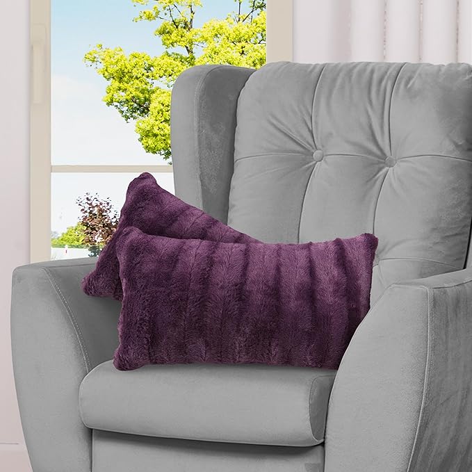 Cheer Collection Faux Fur Throw Pillows - Decorative Pillows for Couch, Bed Throw Pillows, Purple Accent Pillows for Bedroom or Living Room Aesthetic, Set of 2 Furry Throw Pillows, 12" x 20"