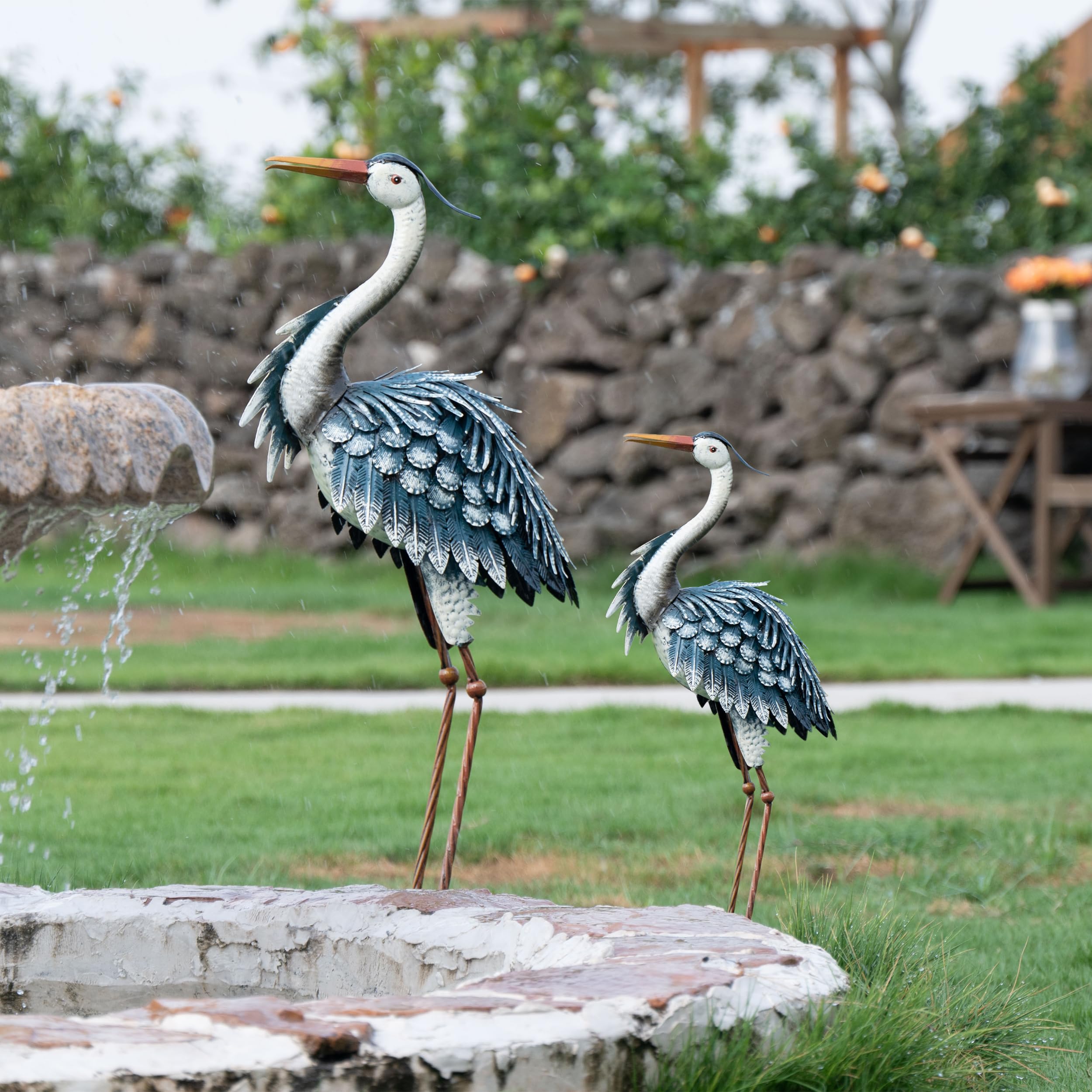 TERESA'S COLLECTIONS Garden Decor Blue Heron Sculptures & Statues Decor, 33.8 Inch Coastal Metal Cranes Decoy for Outdoor Outside Yard Art Patio Pond Pool Lawn Decorations,Housewarming Gift