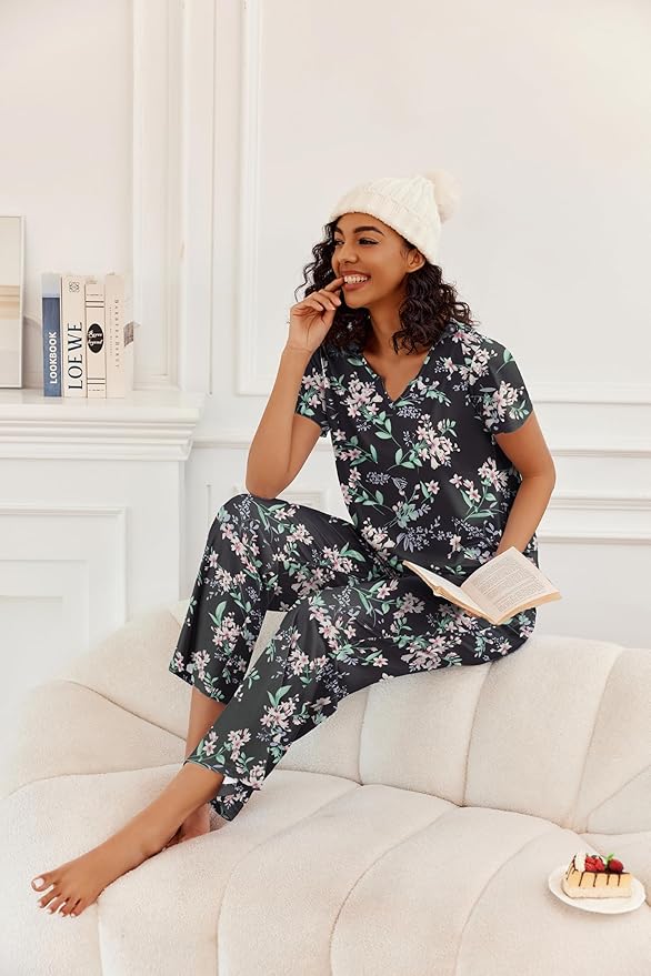 Ekouaer 2 Piece Womens Pajamas V Neck Short Sleeve Top and Long Pants Pjs Print Lounge Set Sleepwear