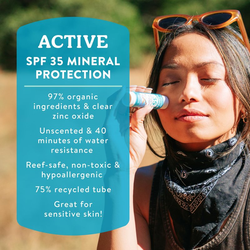 Badger Mineral Sunscreen Face Stick SPF 35, 97% Organic Unscented Zinc Oxide Travel Sunscreen, Coral Reef Safe Travel Size Stick, .65 oz