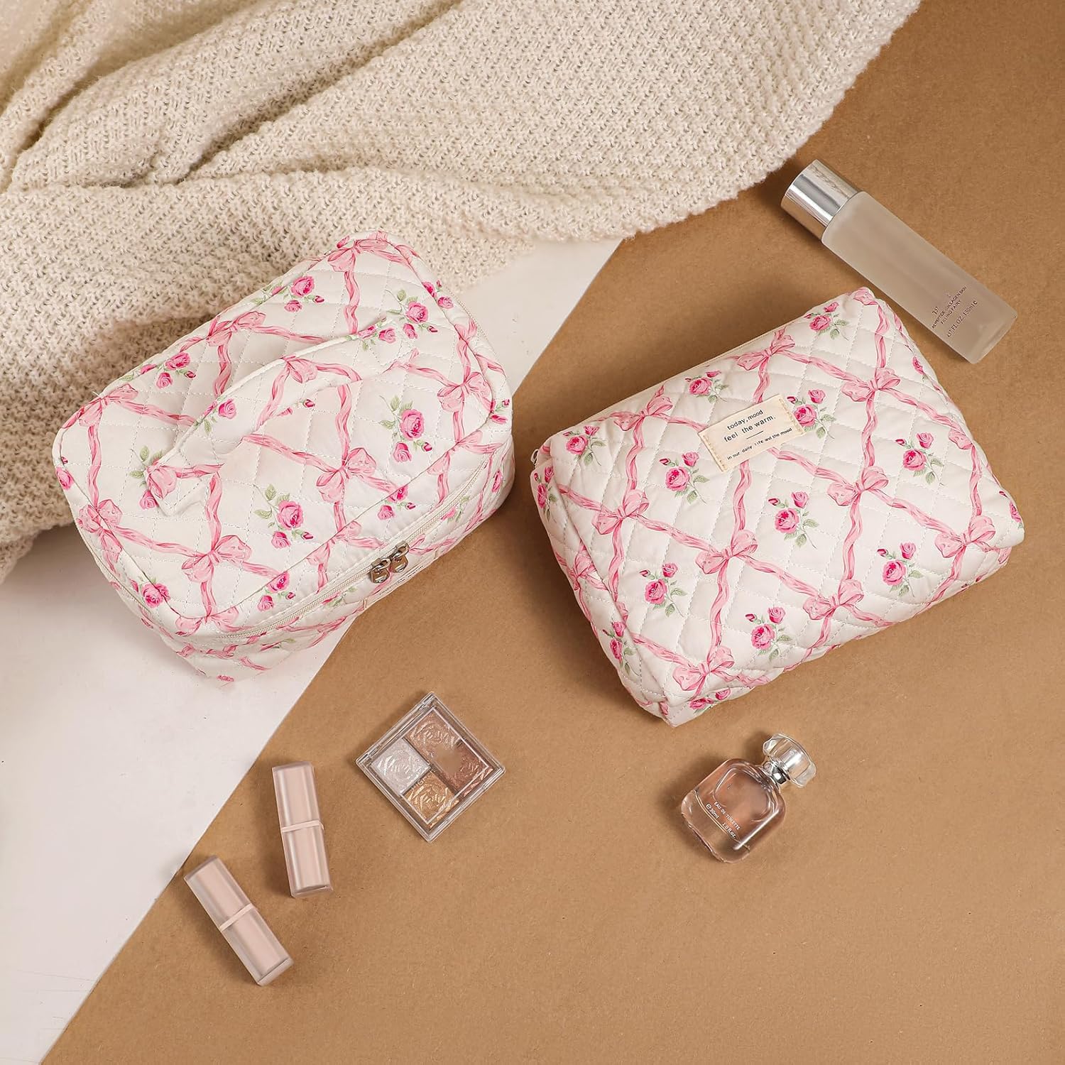 RSRSLEII 3Pcs Large Quilted Makeup Bag for Women and Girls, Cute Coquette Floral Cotton Cosmetic Bag, Aesthetic Travel Organized Toiletry Bags (3Pcs Pink Bows)