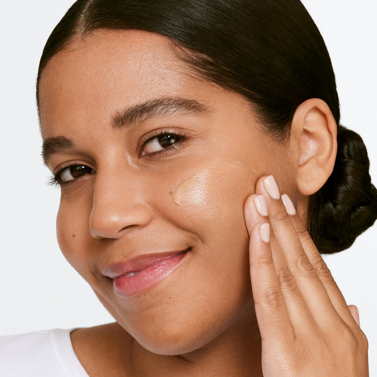 Clinique Moisture Surge Sheertint Hydrator Broad Spectrum SPF 25 | Tinted Moisturizer With SPF, Hyaluronic Acid + Aloe Water | Sheer Coverage, Natural Finish Skin Tint, Very Deep, 1.4 Fl Oz
