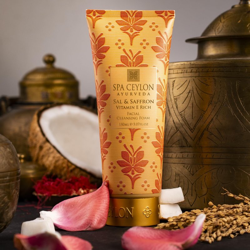SPA CEYLON Sal and Saffron Vitamin E Enriched Facial Cleansing Foam | Gentle Cleanser | Hydrating | Skin Radiance