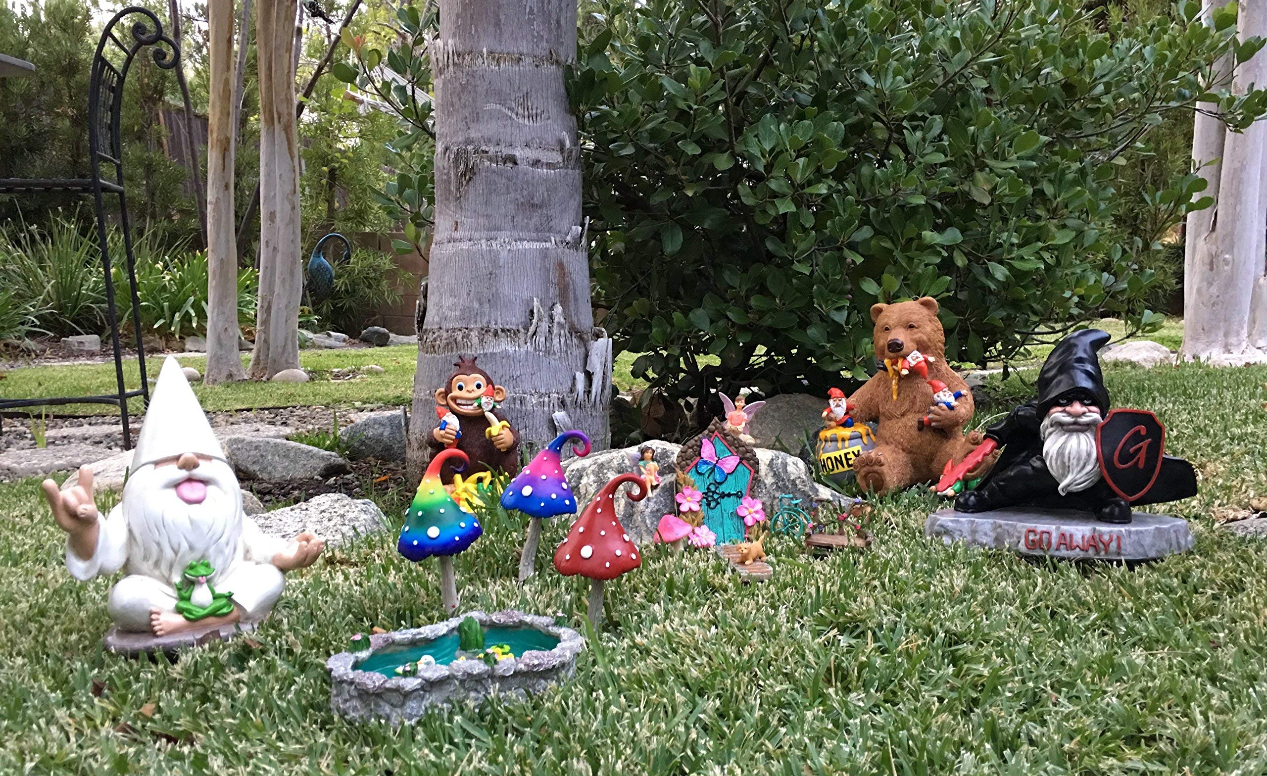 GlitZGlam Duck Pond -Mother and Ducklings! A Miniature Duck Pond for a Miniature Fairy Garden and Miniature Garden Accessories