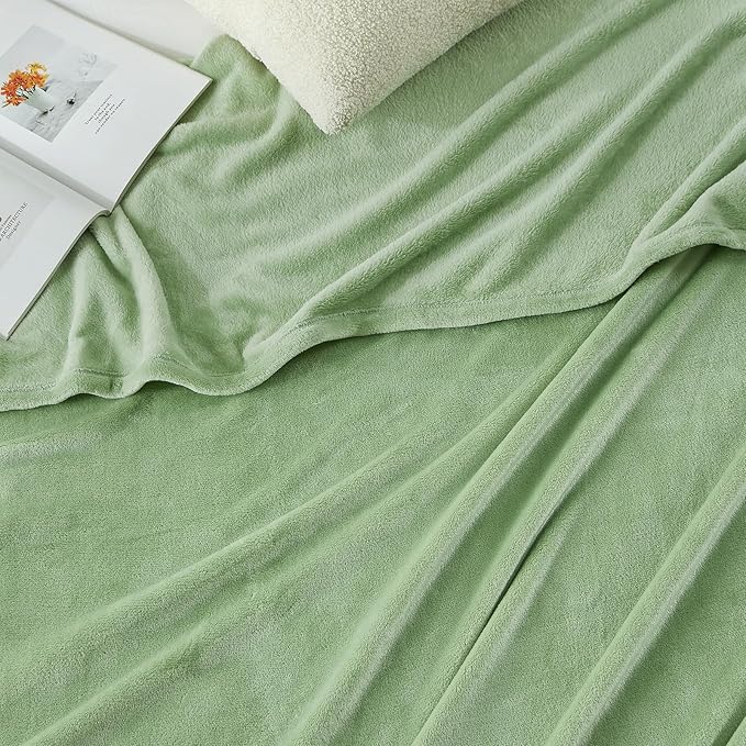Hansleep Fleece Sage Green Throw Blanket, Super Soft Flannel Fuzzy Plush Cozy Blanket for All Seasons, Sage Green, Throw 50x60 Inches