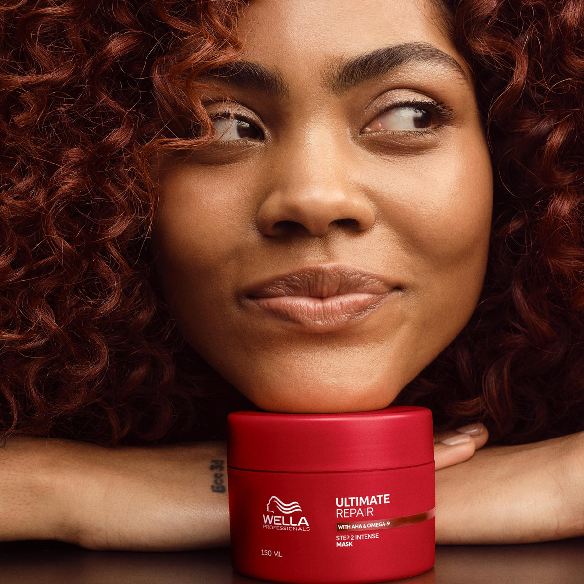 Wella Professionals ULTIMATE REPAIR Mask for Damaged Hair