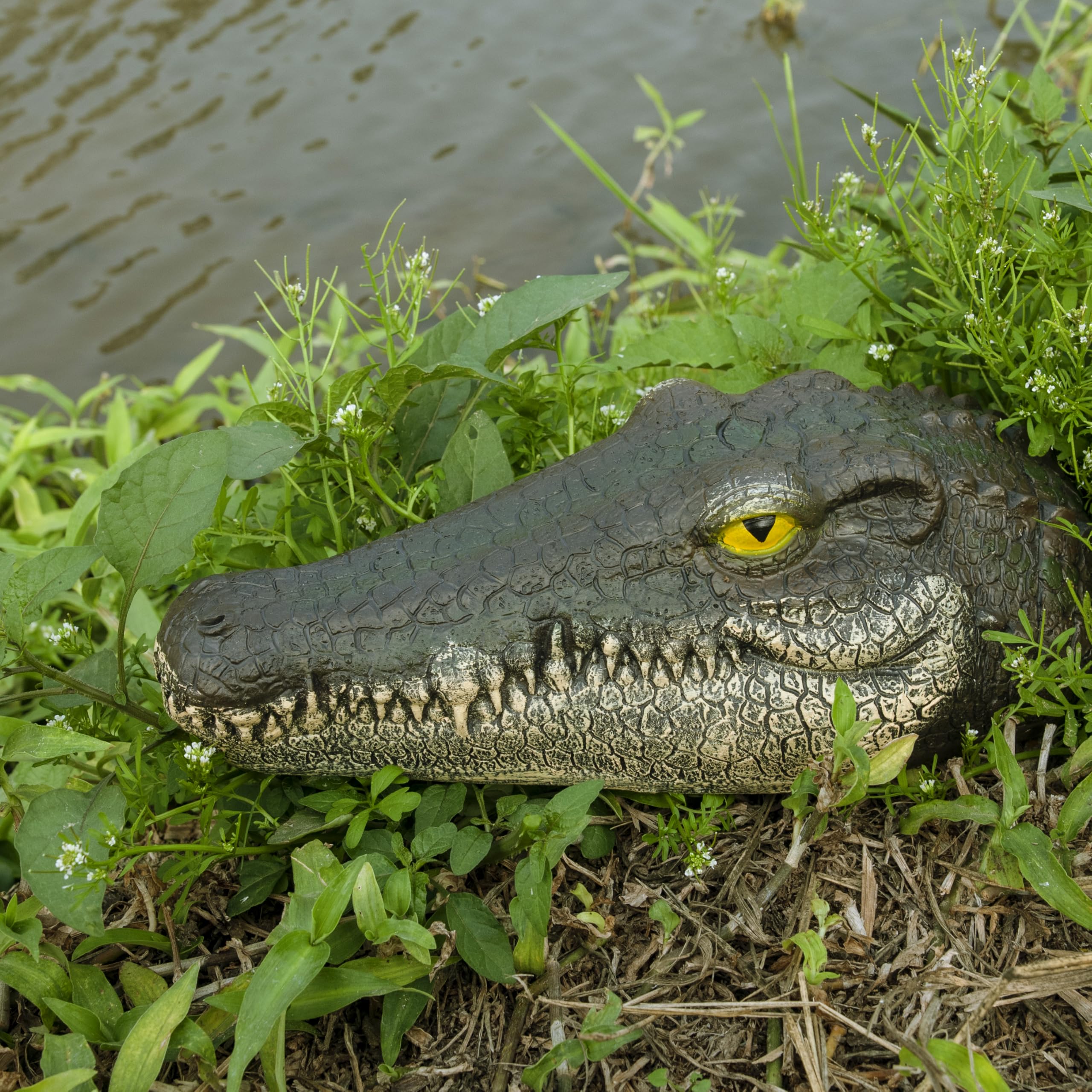 Floating Alligator Head Pond Decor, Realistic Crocodile Head Pool Ornament