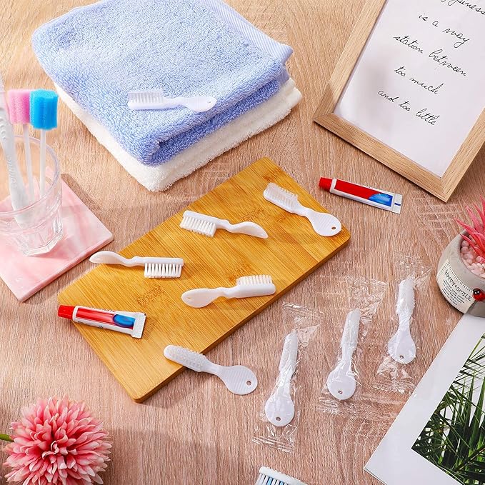 Patelai 200 Pcs Handle Toothbrush Thumbprint Individually Packaged Security Toothbrush Bulk with Short Handle Soft Bristles for Portable Travel Teeth Cleaning, Mini Size