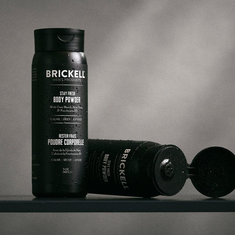 Brickell Men's Products Stay Fresh Body Powder for Men, Talc-Free, Absorbs Sweat, Keeps Skin Dry, with Aloe, Pro-Vitamin B5, and Corn Starch, 5 oz, Scented